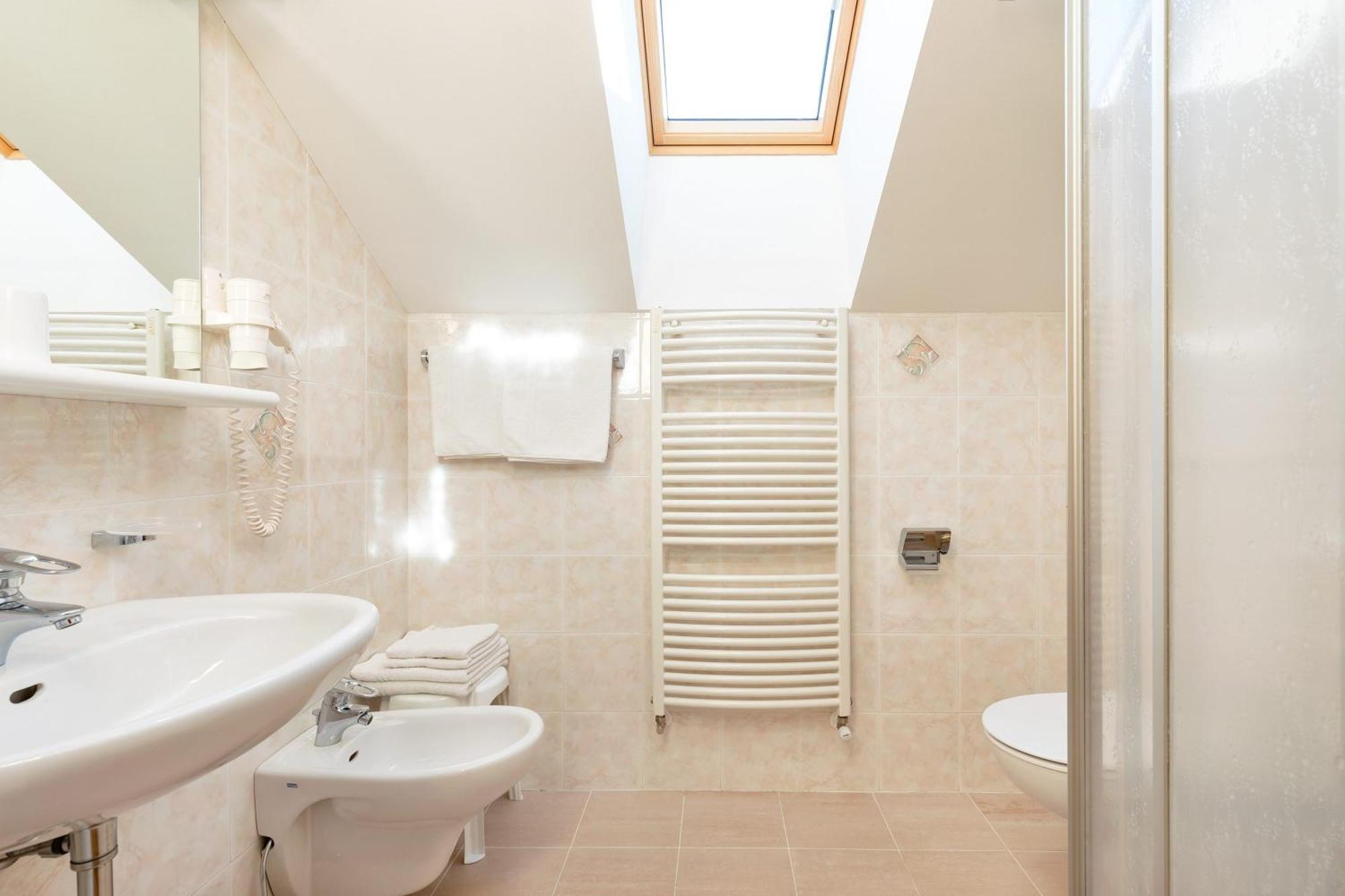 Ciasa Parom Apartment San Cassiano  Luaran gambar